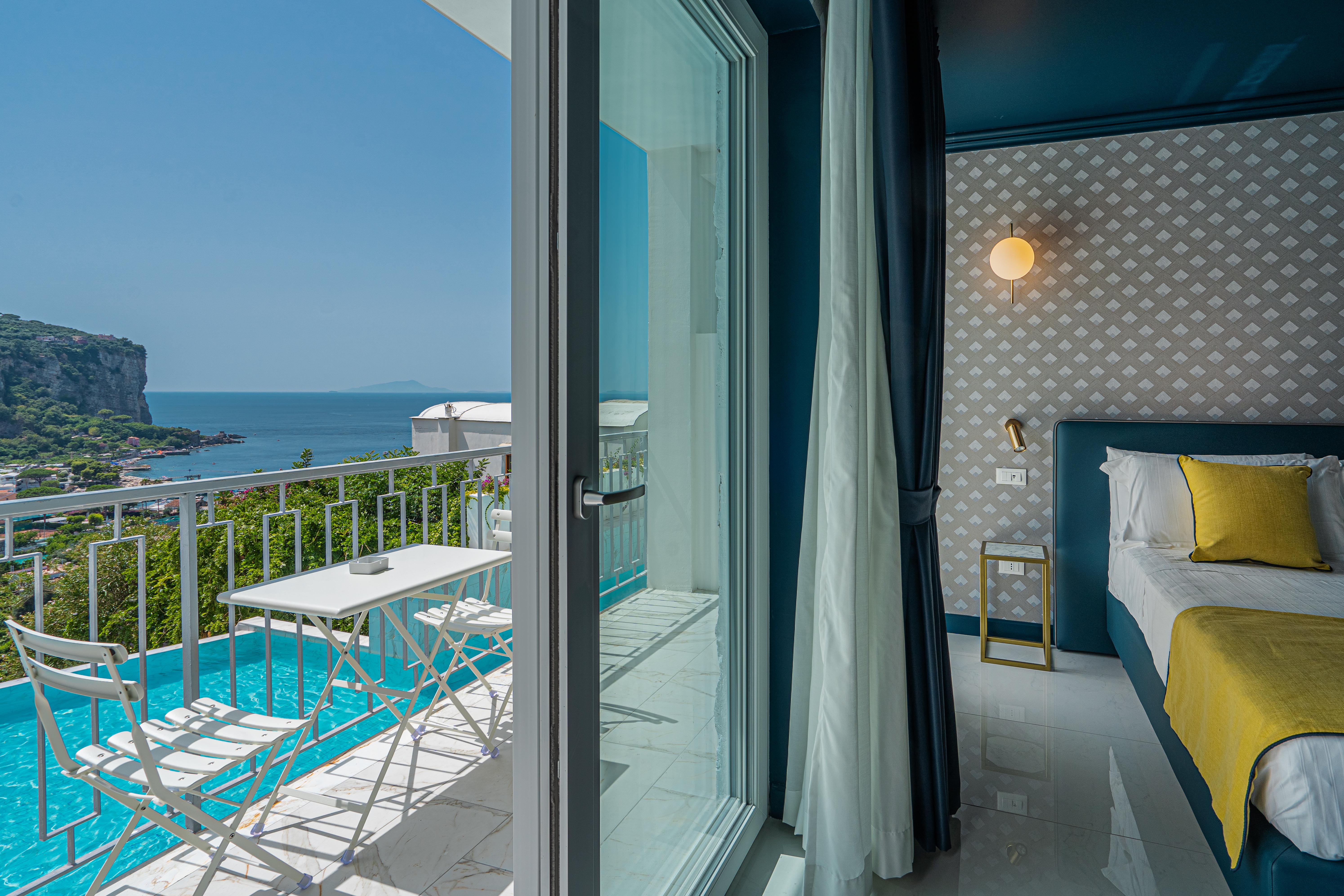 Hotel Mary Vico Equense Bagian luar foto
