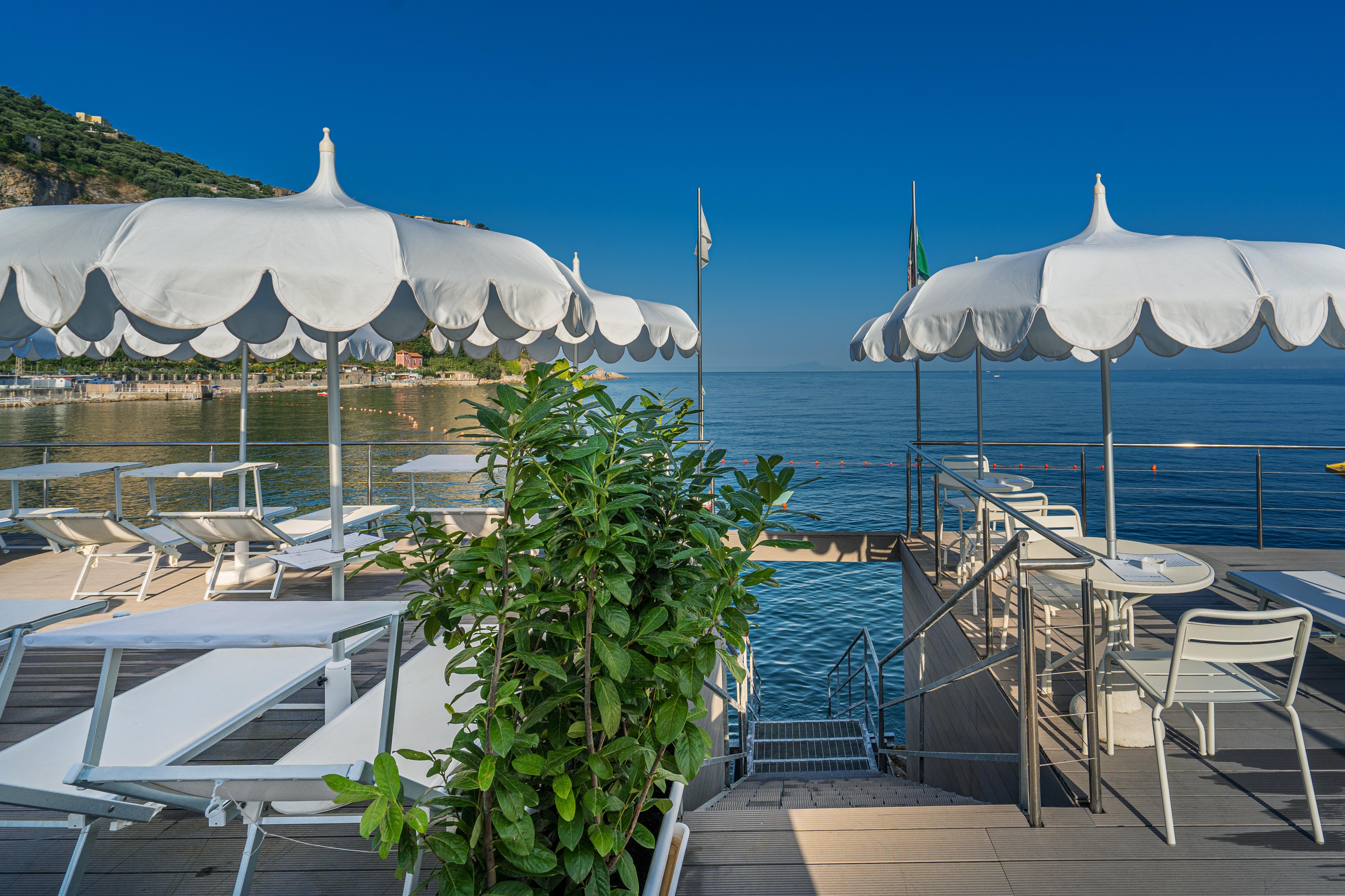 Hotel Mary Vico Equense Bagian luar foto