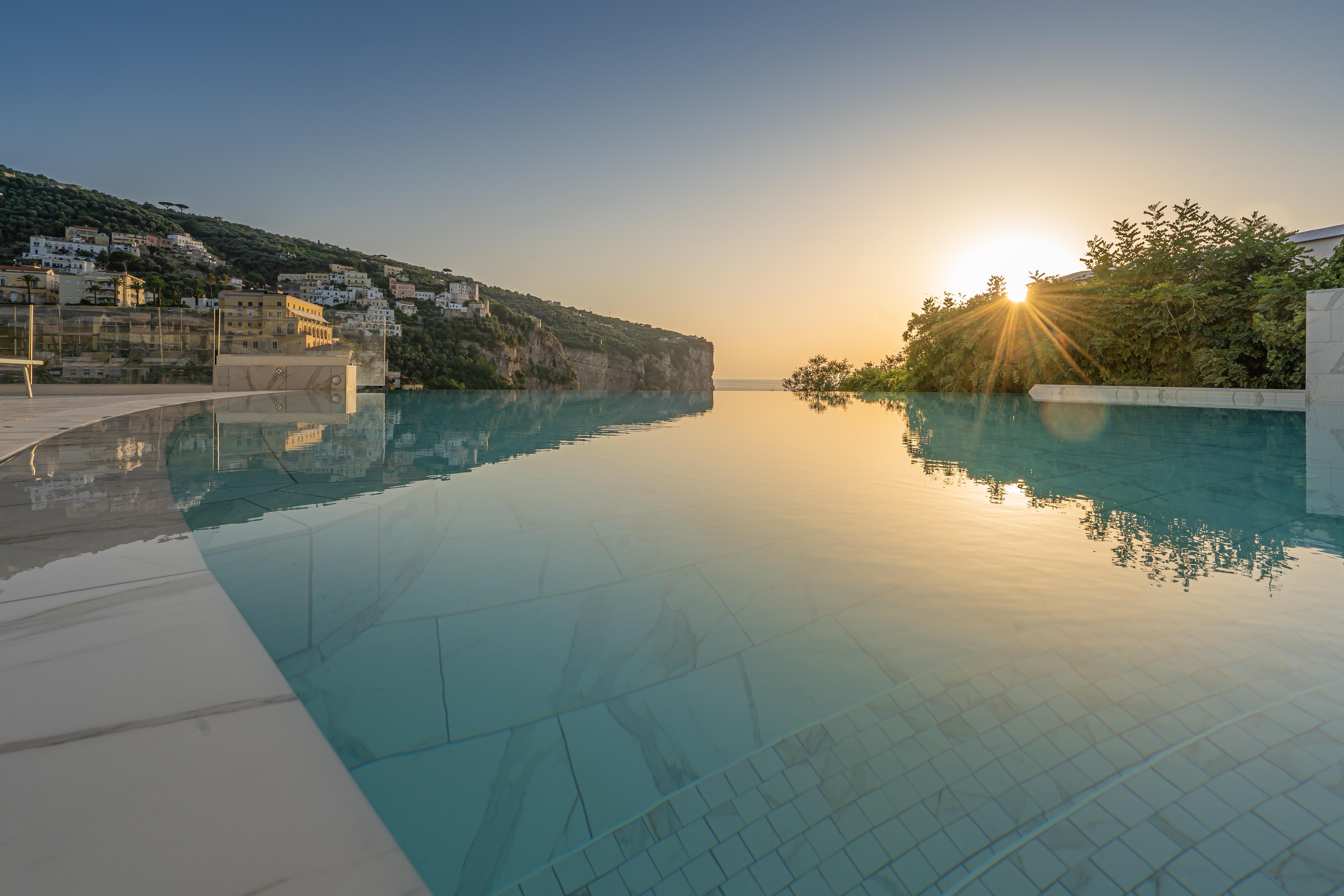Hotel Mary Vico Equense Bagian luar foto