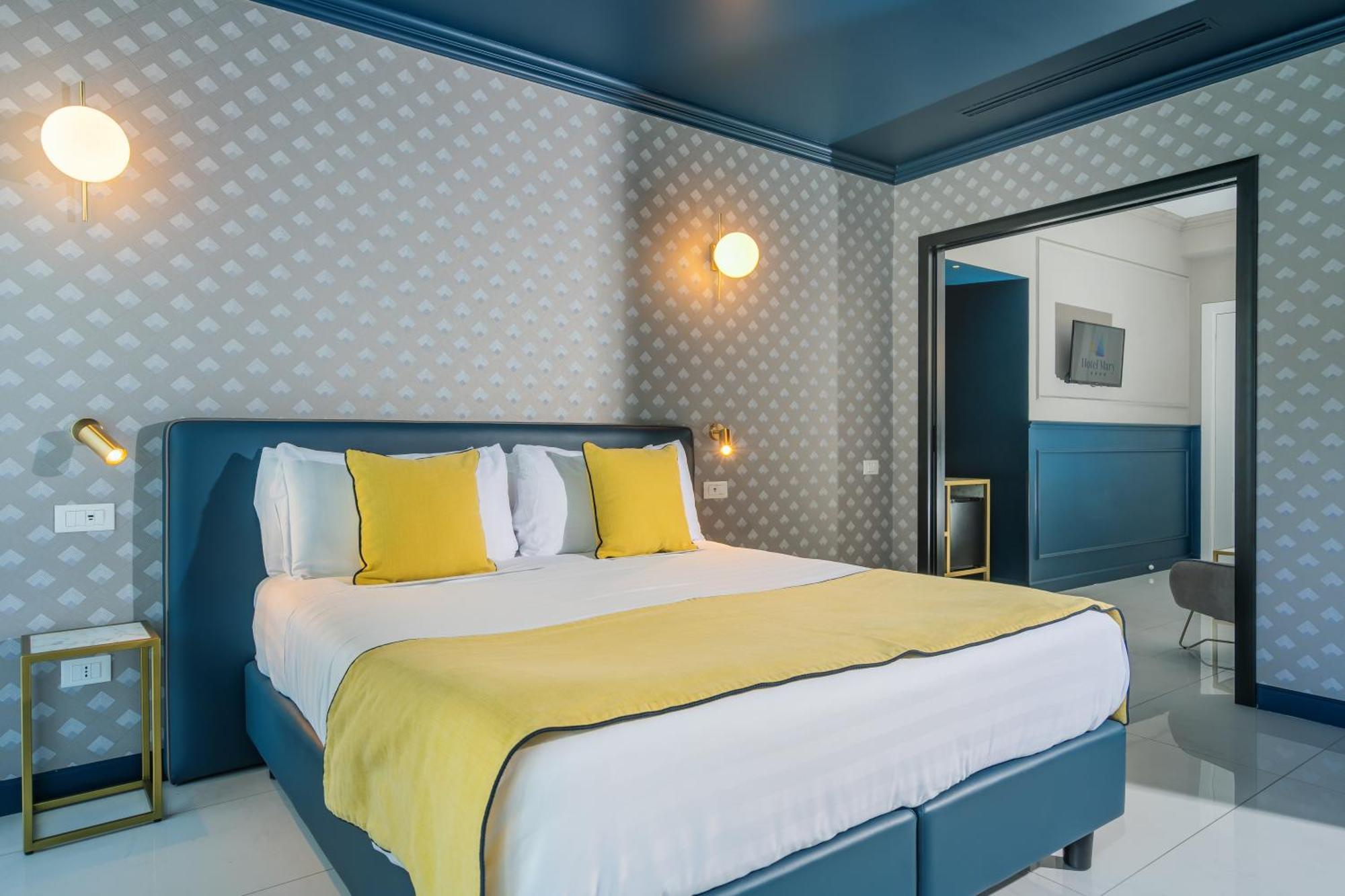 Hotel Mary Vico Equense Bagian luar foto