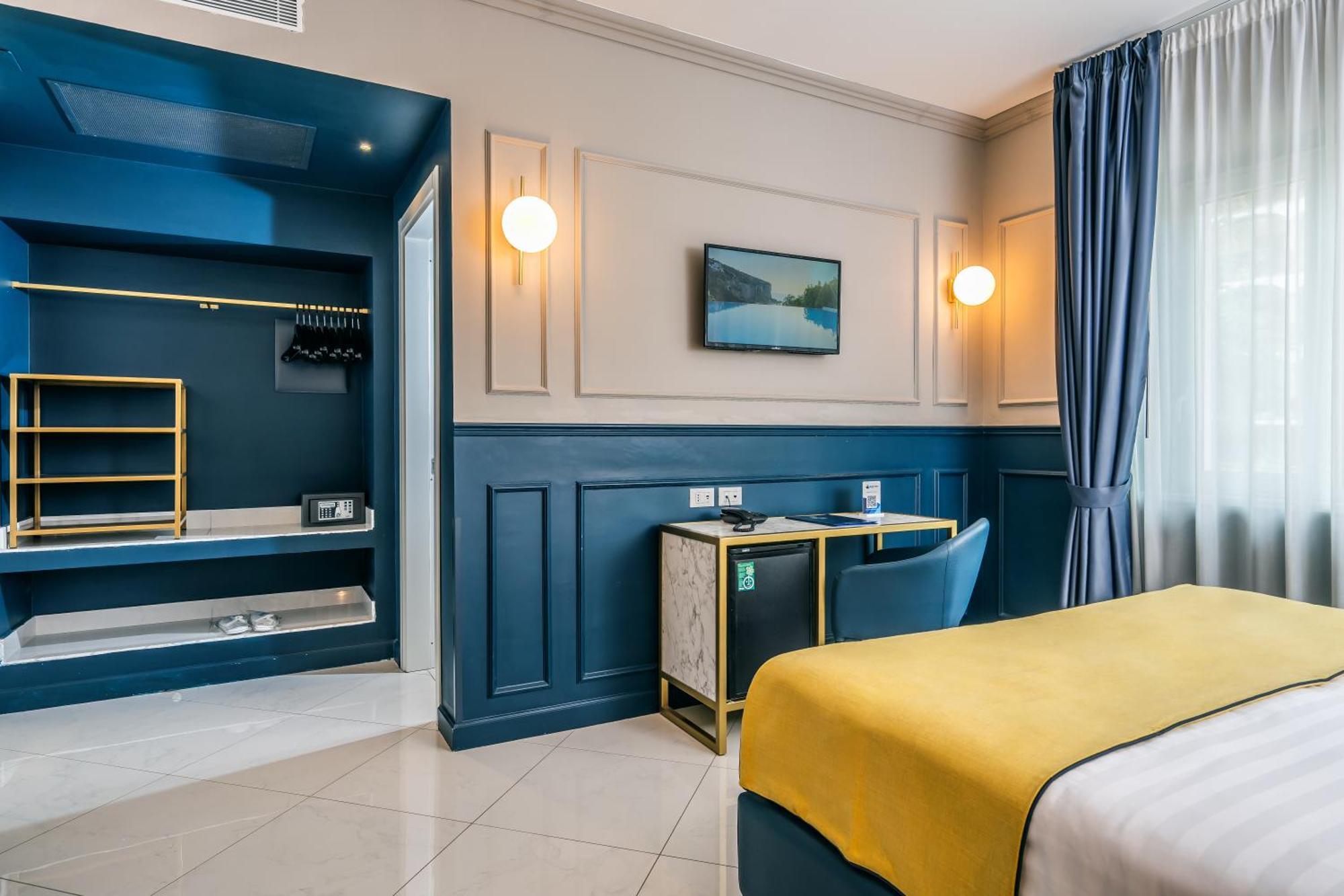 Hotel Mary Vico Equense Bagian luar foto
